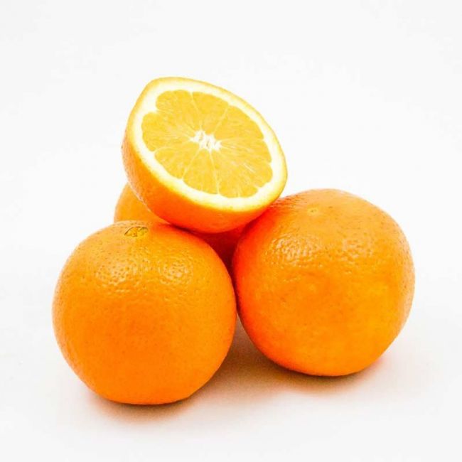 Venta de naranjas y limones para exprimir